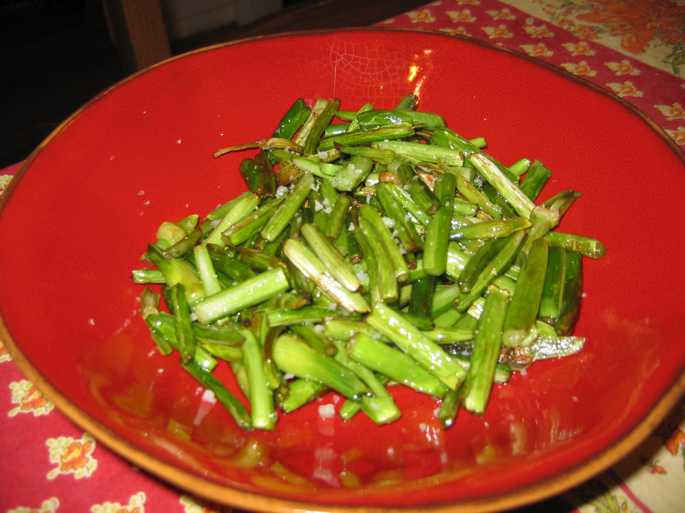 The greens of spring: scapes | My urban homestead